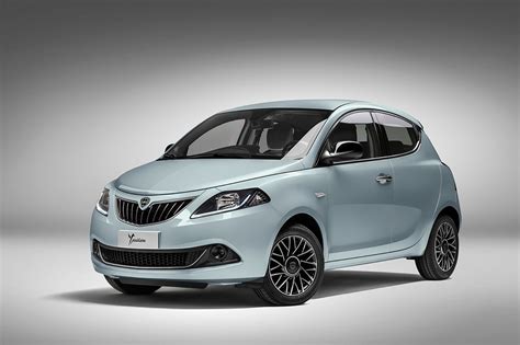 ≥ Lancia Ypsilon auto's te ontdekken .